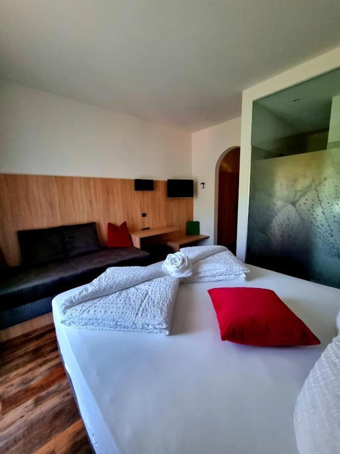Hotel Brueckenwirt - Al Ponte Montagna Kültér fotó
