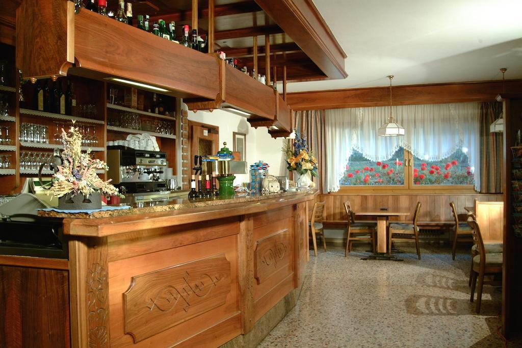 Hotel Brueckenwirt - Al Ponte Montagna Kültér fotó